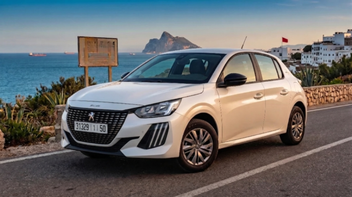 Peugeot 208 blanc diesel manual eco 2025